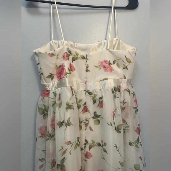 Jessica McClintock Satin Cream Dress - Picture 6 of 10